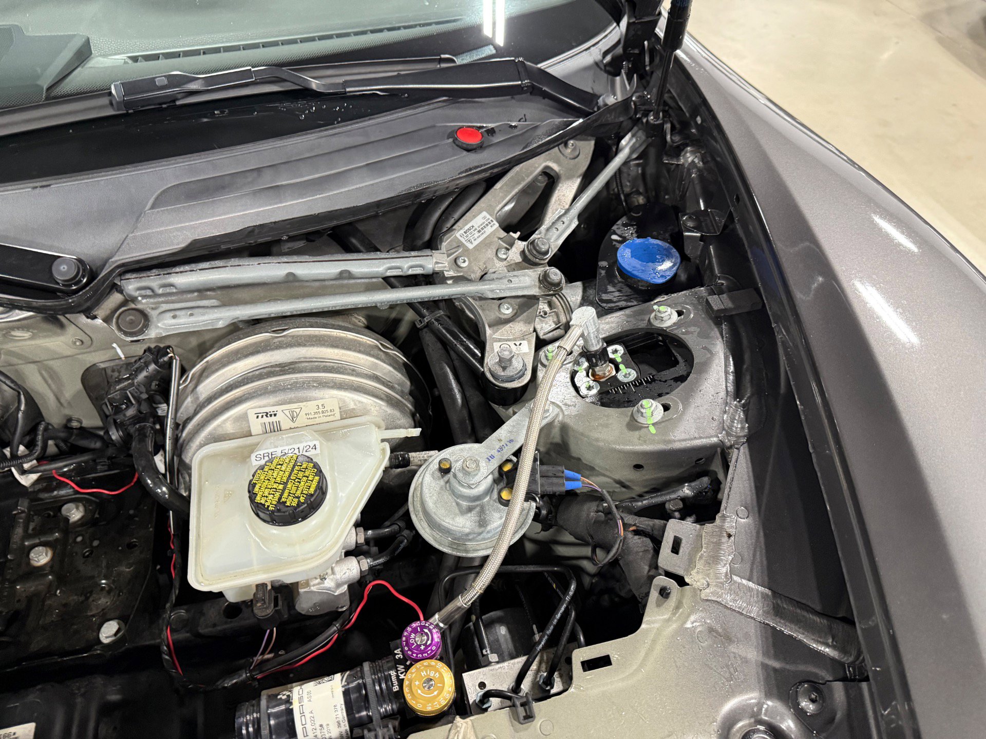 Used 2016 Porsche Cayman GT4 image 38