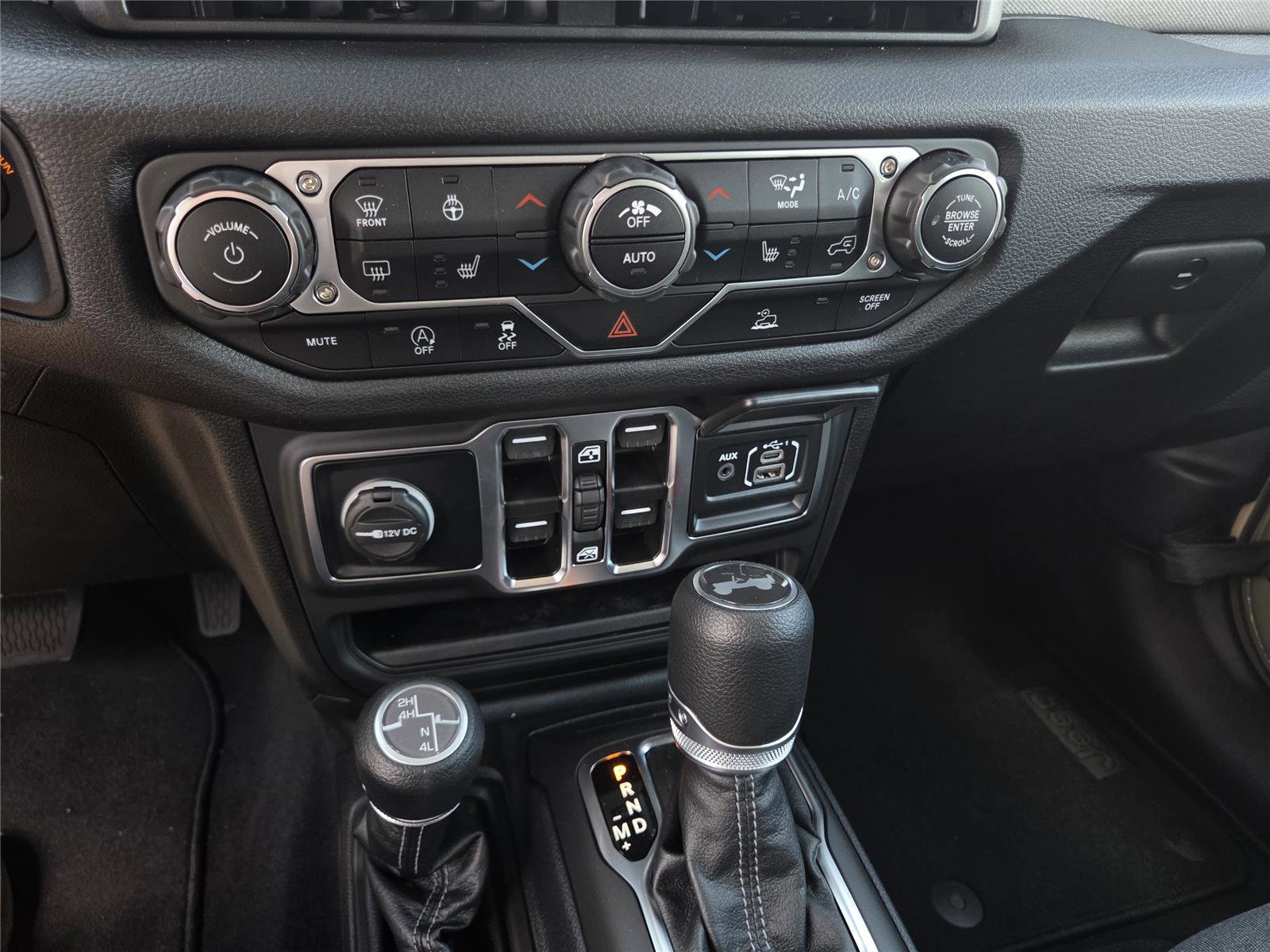 New 2025 Jeep Wrangler Sport S image 15