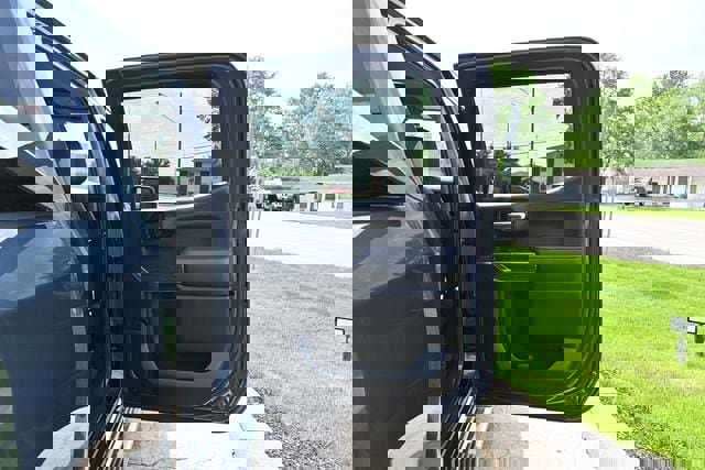 Used 2020 Chevrolet Silverado 1500 LTZ w/ LTZ Premium Package AWD/4WD image 20