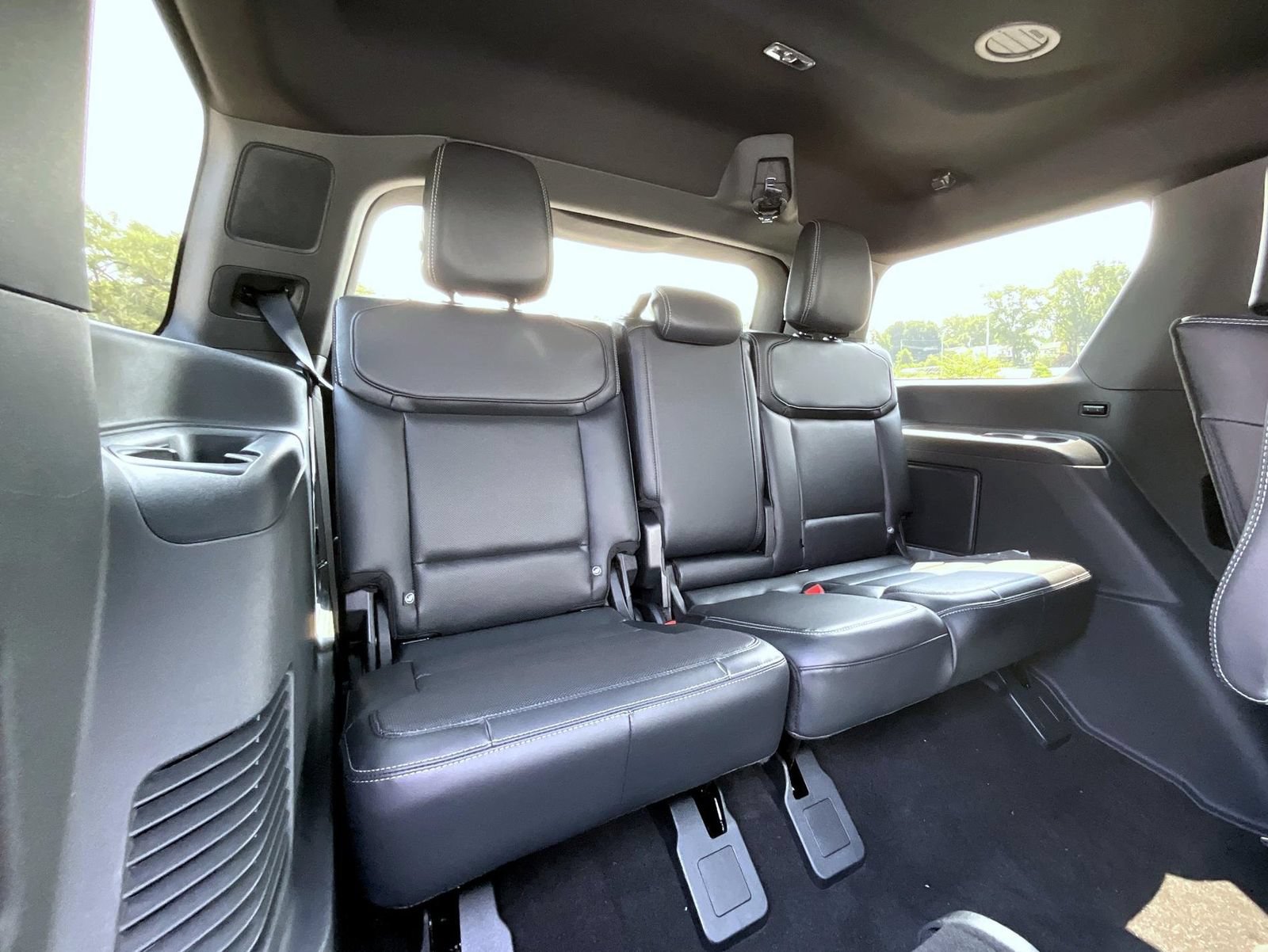 New 2027 Ford Expedition Platinum w/ Stealth Appearance Package AWD/4WD image 24