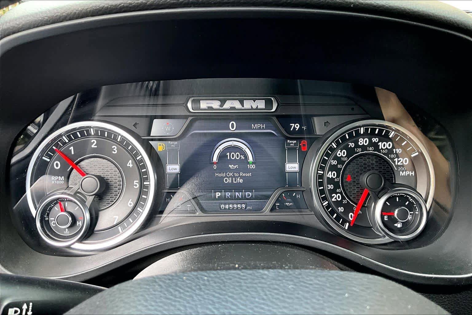 Used 2022 RAM 1500 Big Horn AWD/4WD image 25