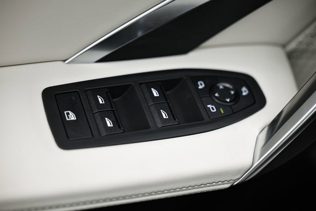 New 2026 BMW X1 xDrive28i AWD/4WD image 18
