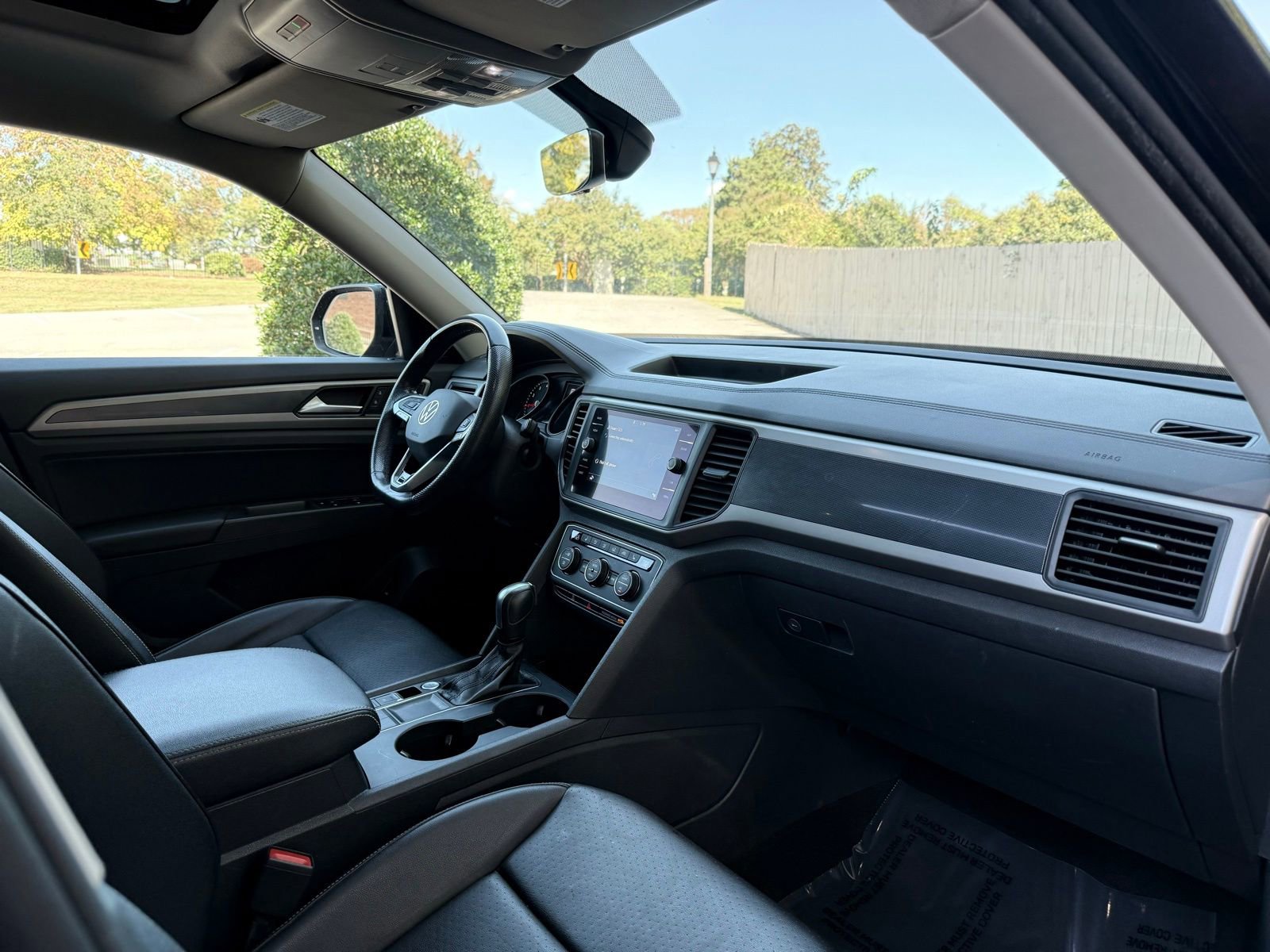 Used 2021 Volkswagen Atlas SE w/ Panoramic Sunroof Package image 23