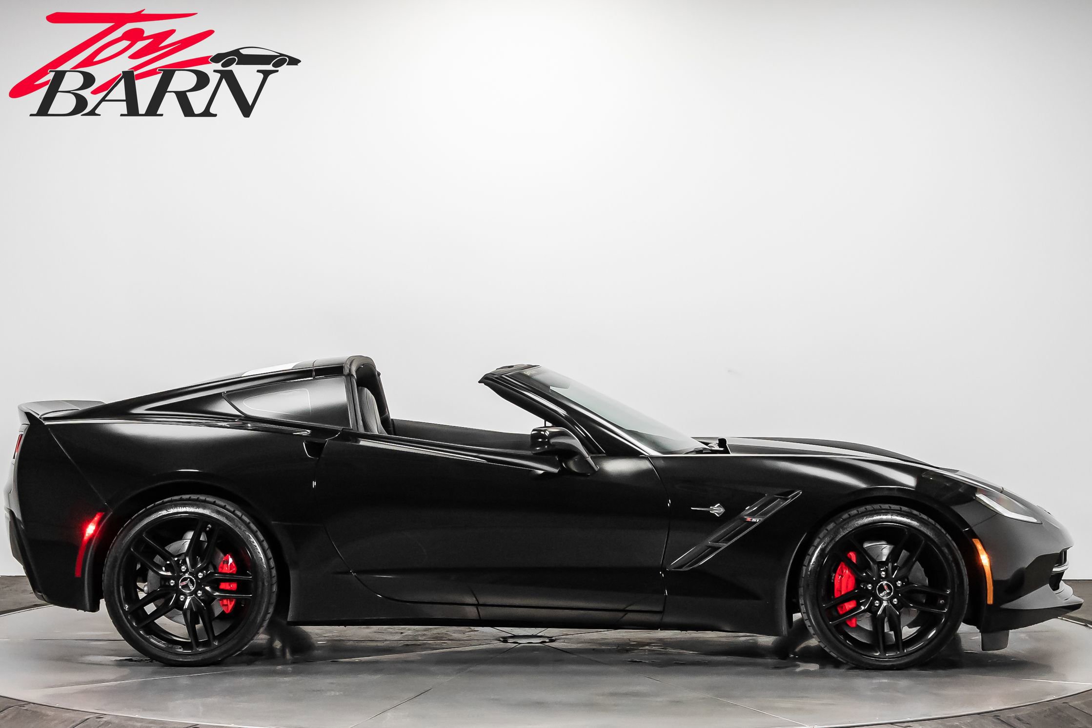 Used 2014 Chevrolet Corvette Z51 w/ 2LT Preferred Equipment Group image 6
