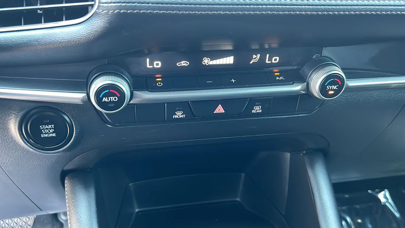 Used 2022 MAZDA MAZDA3 s FWD image 14