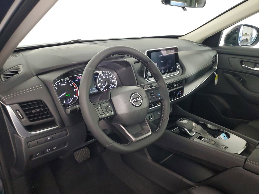 New 2026 Nissan Rogue SV image 12