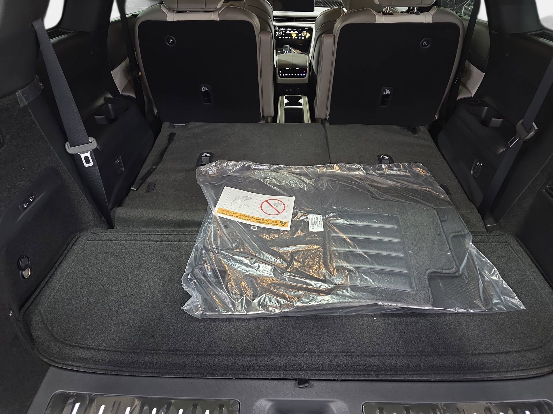 New 2026 INFINITI QX60 Autograph w/ Dark Cargo Package image 12