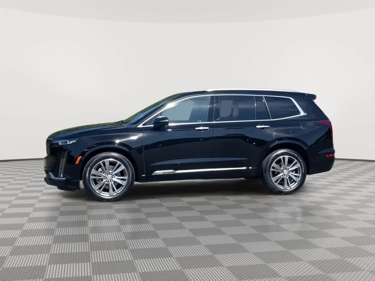 Used 2025 Cadillac XT6 Premium Luxury AWD/4WD image 5