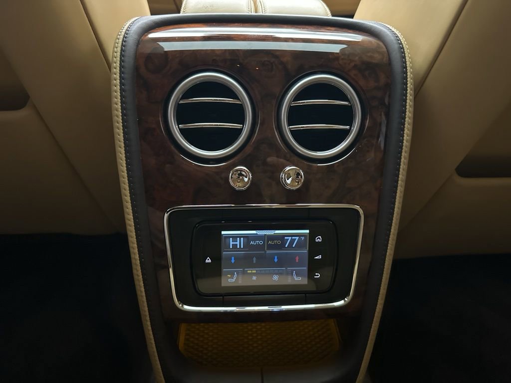 Used 2014 Bentley Flying Spur W12 AWD/4WD image 22