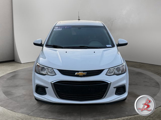 Used 2018 Chevrolet Sonic Premier image 2