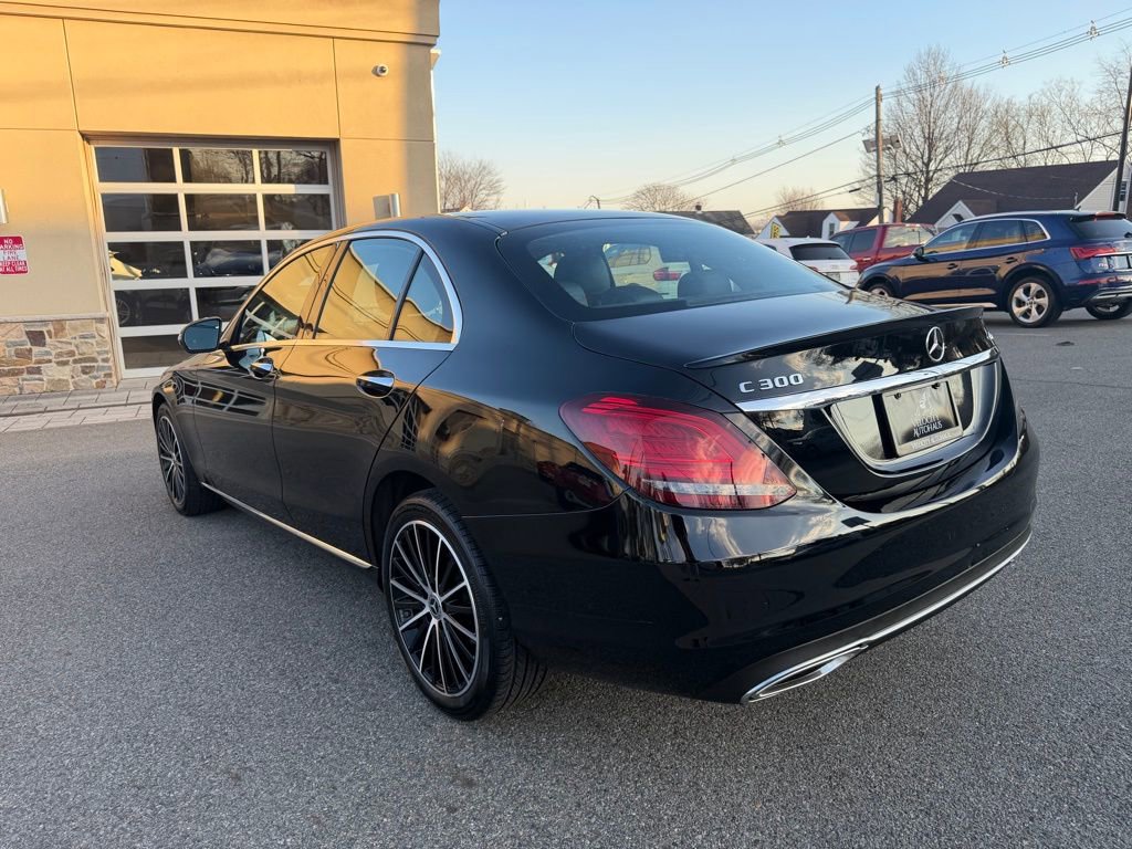 Used 2020 Mercedes-Benz C 300 4MATIC Sedan image 5