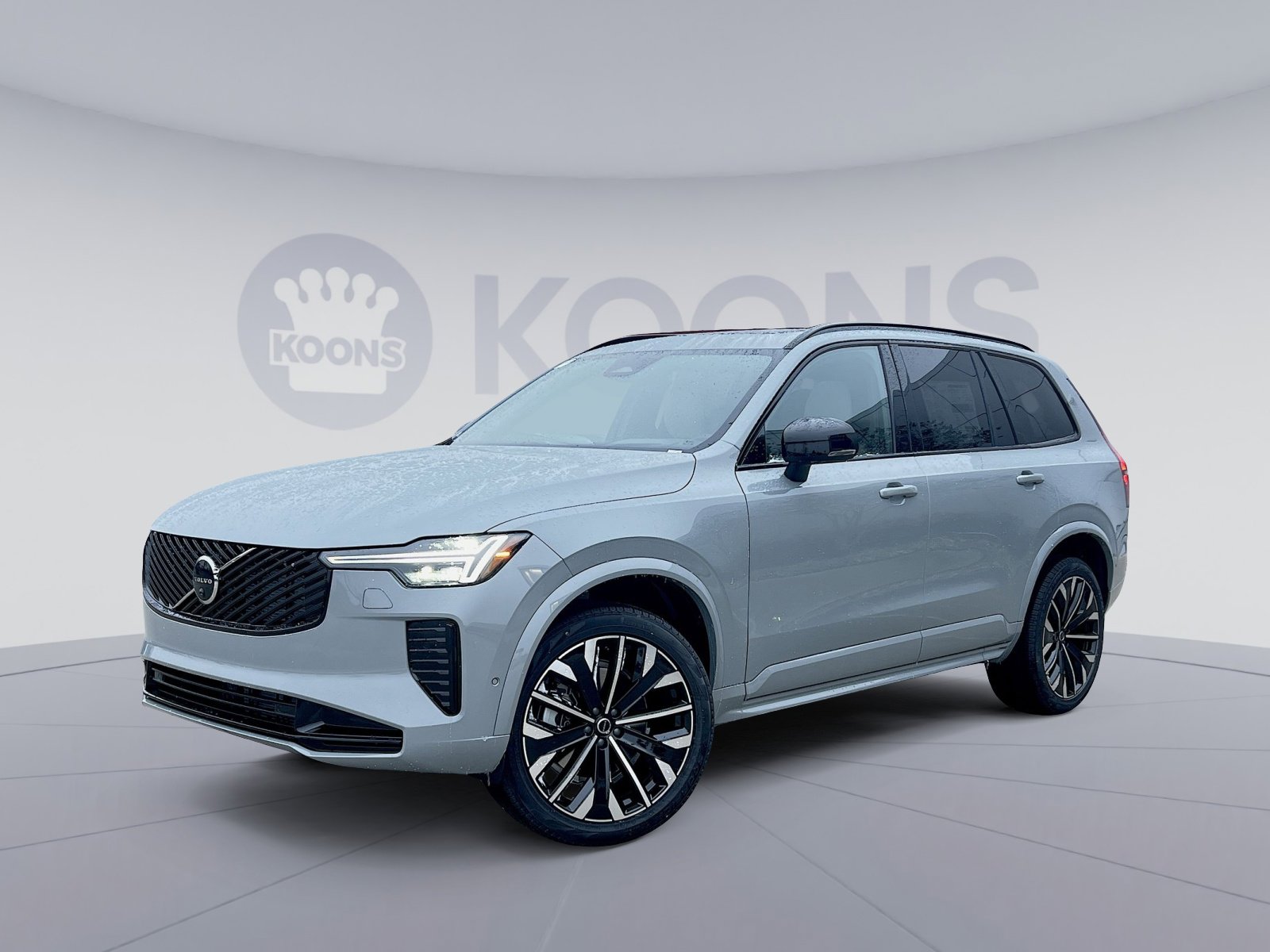 New 2026 Volvo XC90 B6 Ultra