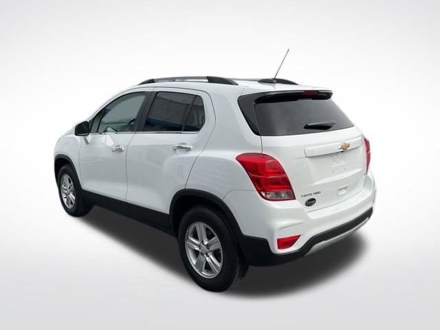 Used 2020 Chevrolet Trax LT w/ LT Convenience Package image 13