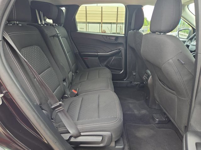 Used 2025 Ford Escape Active AWD/4WD image 26
