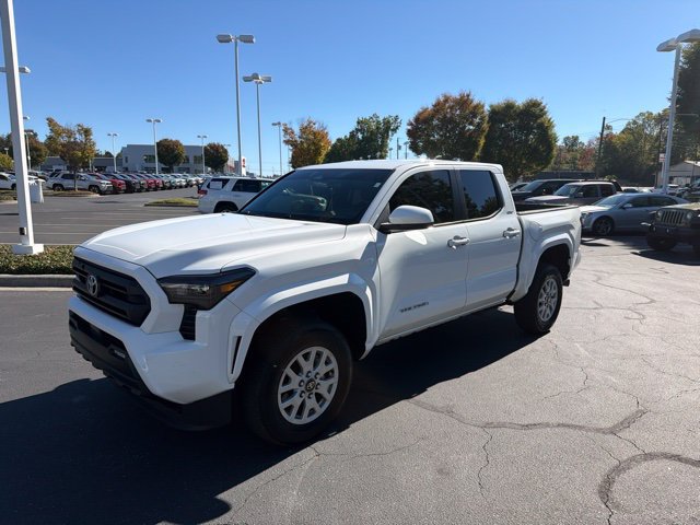 Used 2024 Toyota Tacoma SR5 RWD image 2