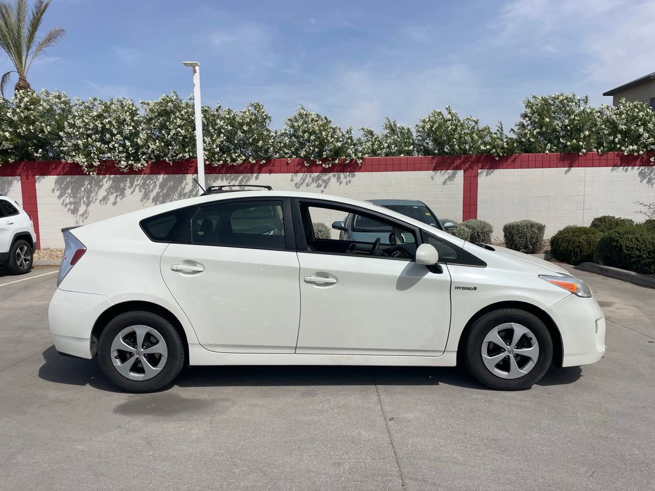 Used 2015 Toyota Prius Three image 2