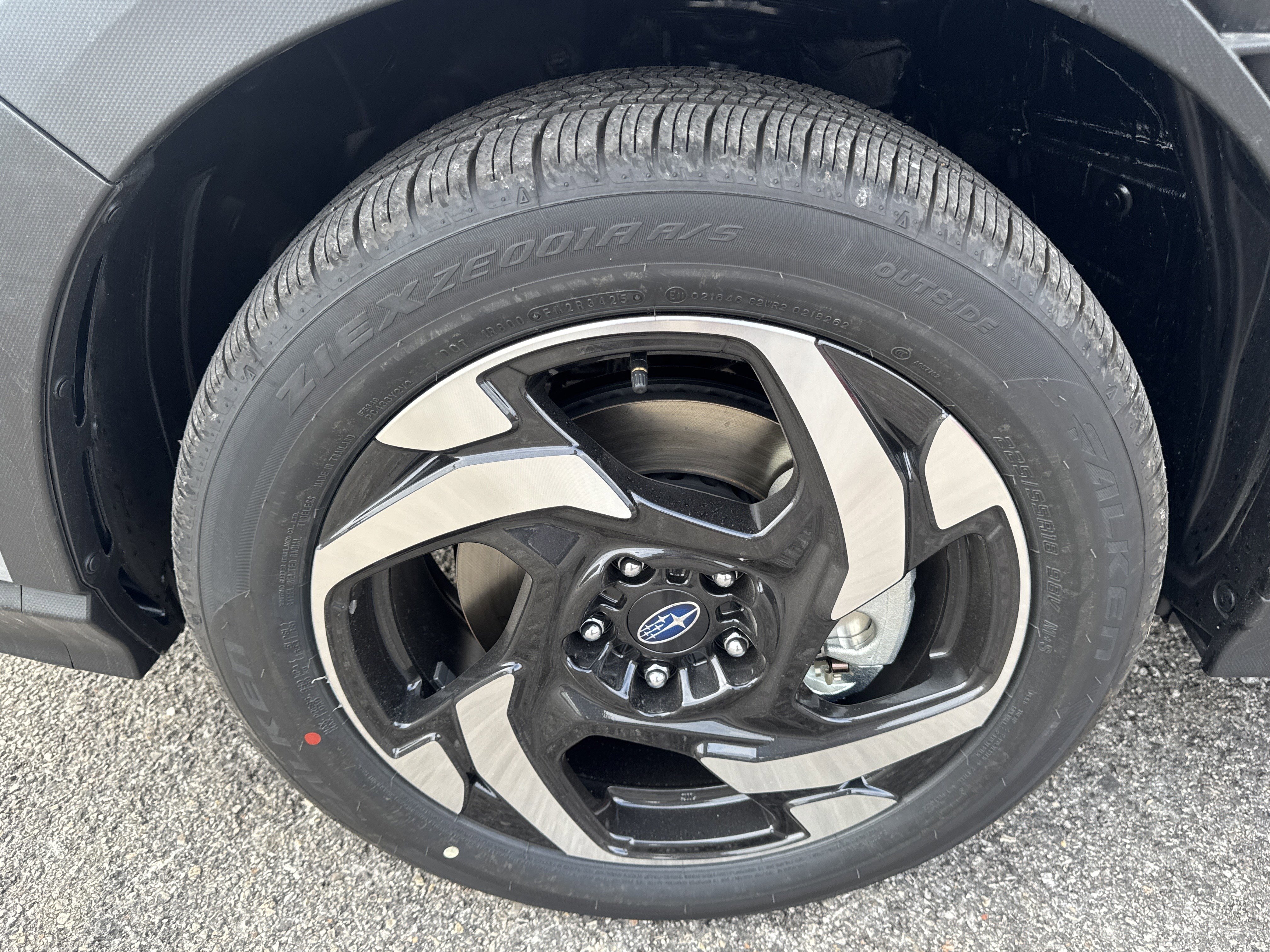 New 2026 Subaru Crosstrek 2.5i Limited w/ Crosstrek Mirror Package image 10