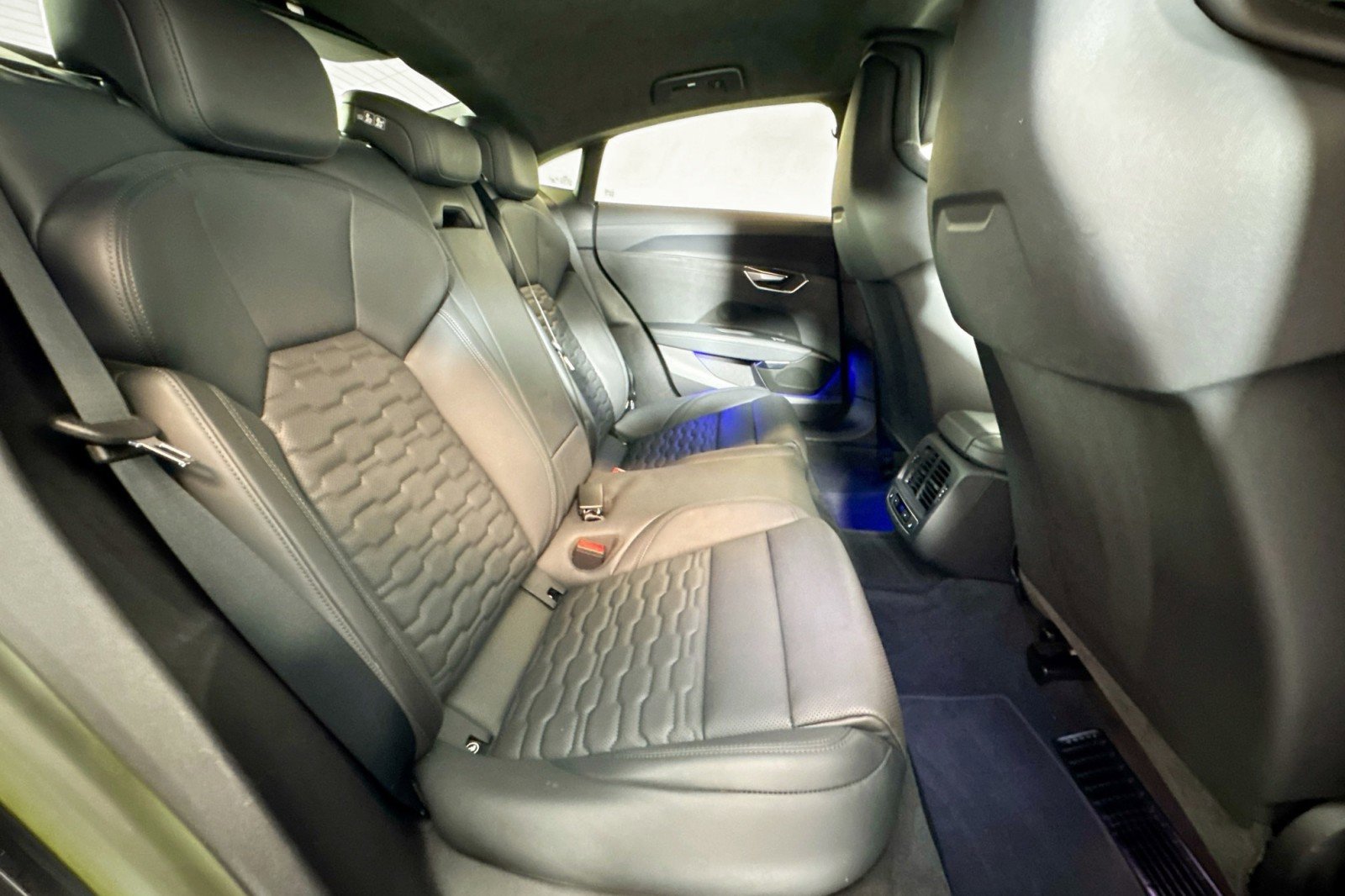 Used 2022 Audi RS e-tron GT w/ Carbon Performance Package image 24