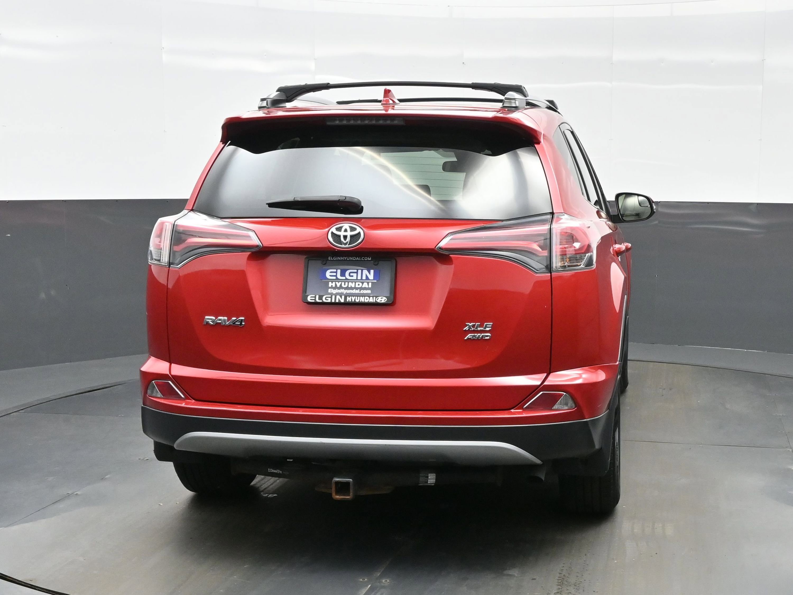 Used 2017 Toyota RAV4 XLE w/ Plus Special Value Package AWD/4WD image 5