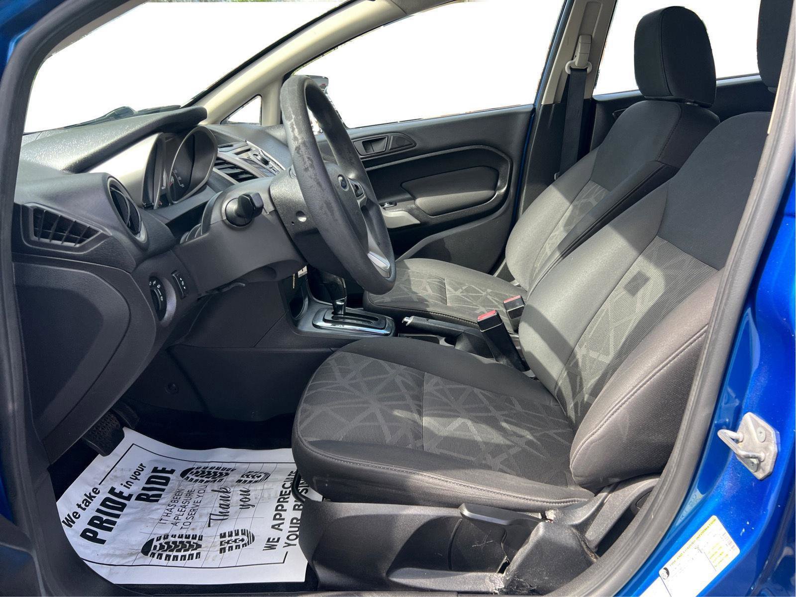 Used 2011 Ford Fiesta SE w/ 203A Rapid Spec Order Code image 10