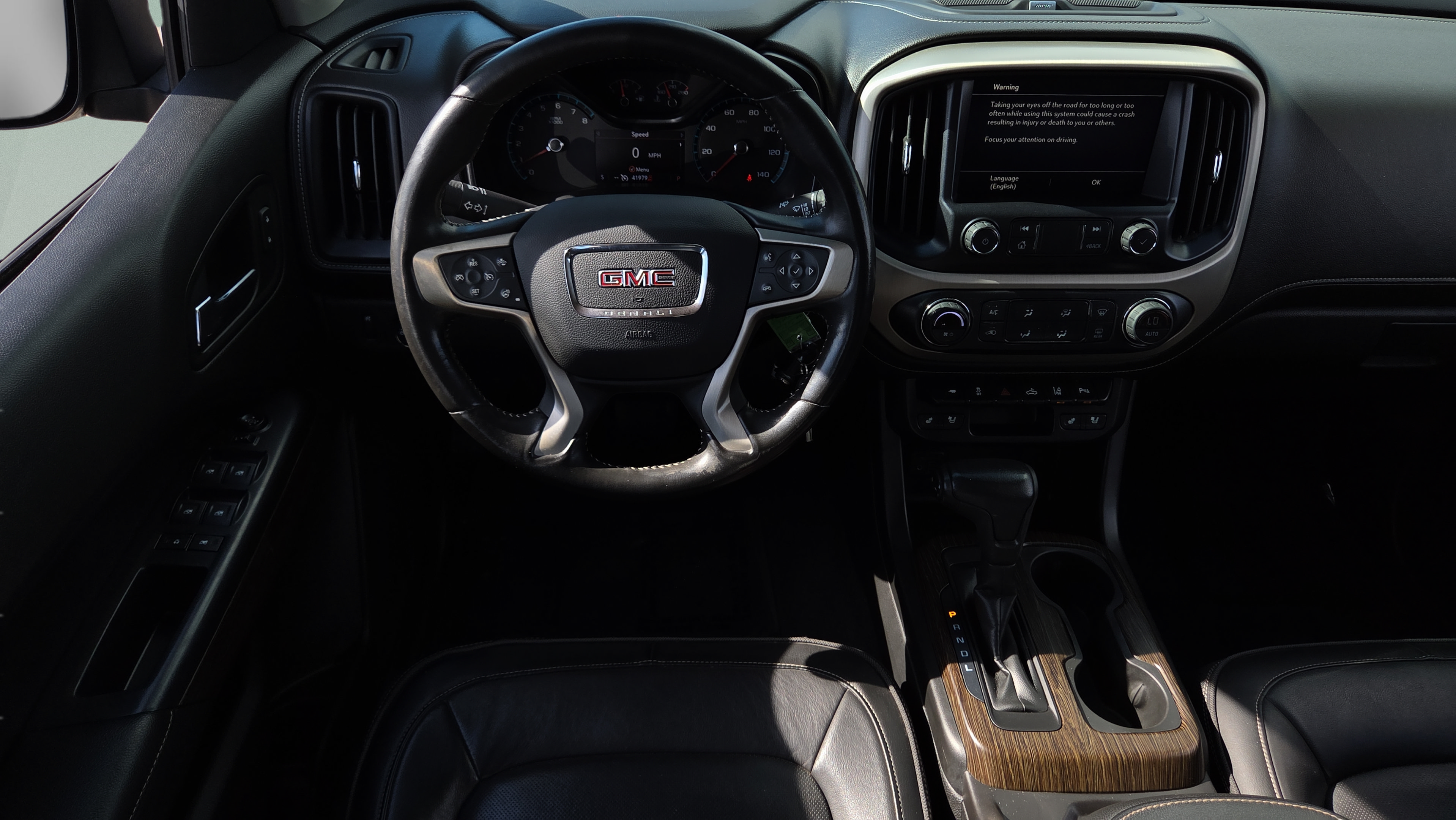 Used 2020 GMC Canyon Denali RWD image 12