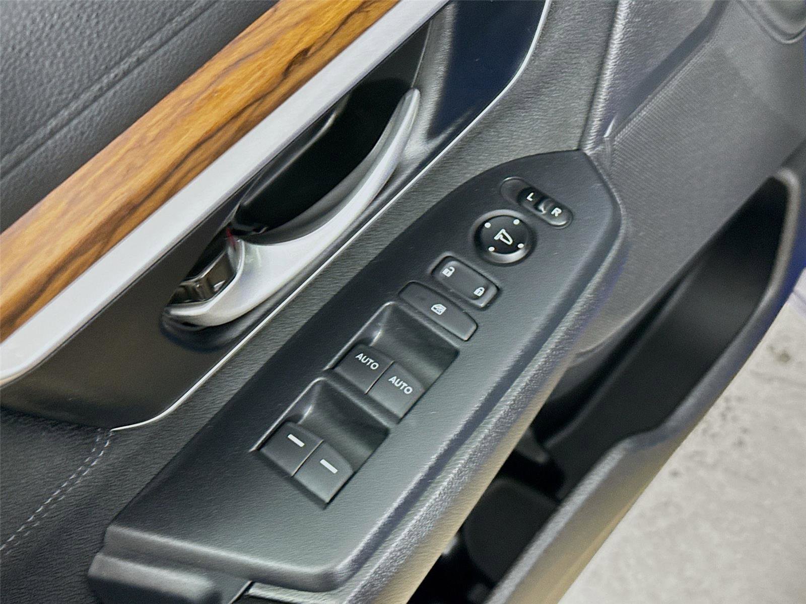 Used 2021 Honda CR-V EX image 20