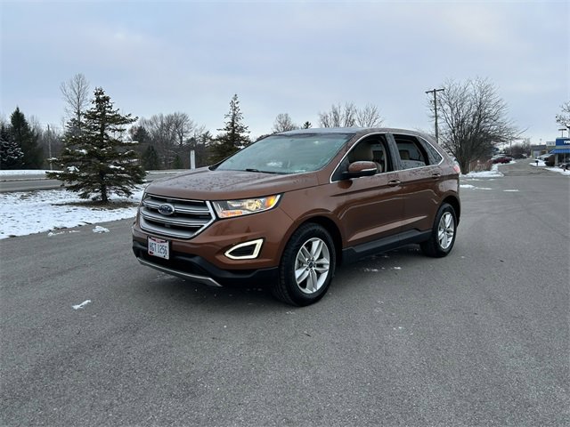 Used 2017 Ford Edge SEL w/ Equipment Group 201A image 2