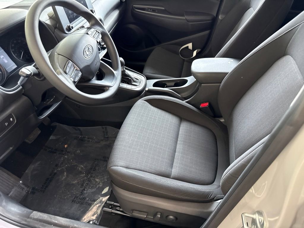 Used 2023 Hyundai Kona SEL w/ Cargo Package FWD image 17