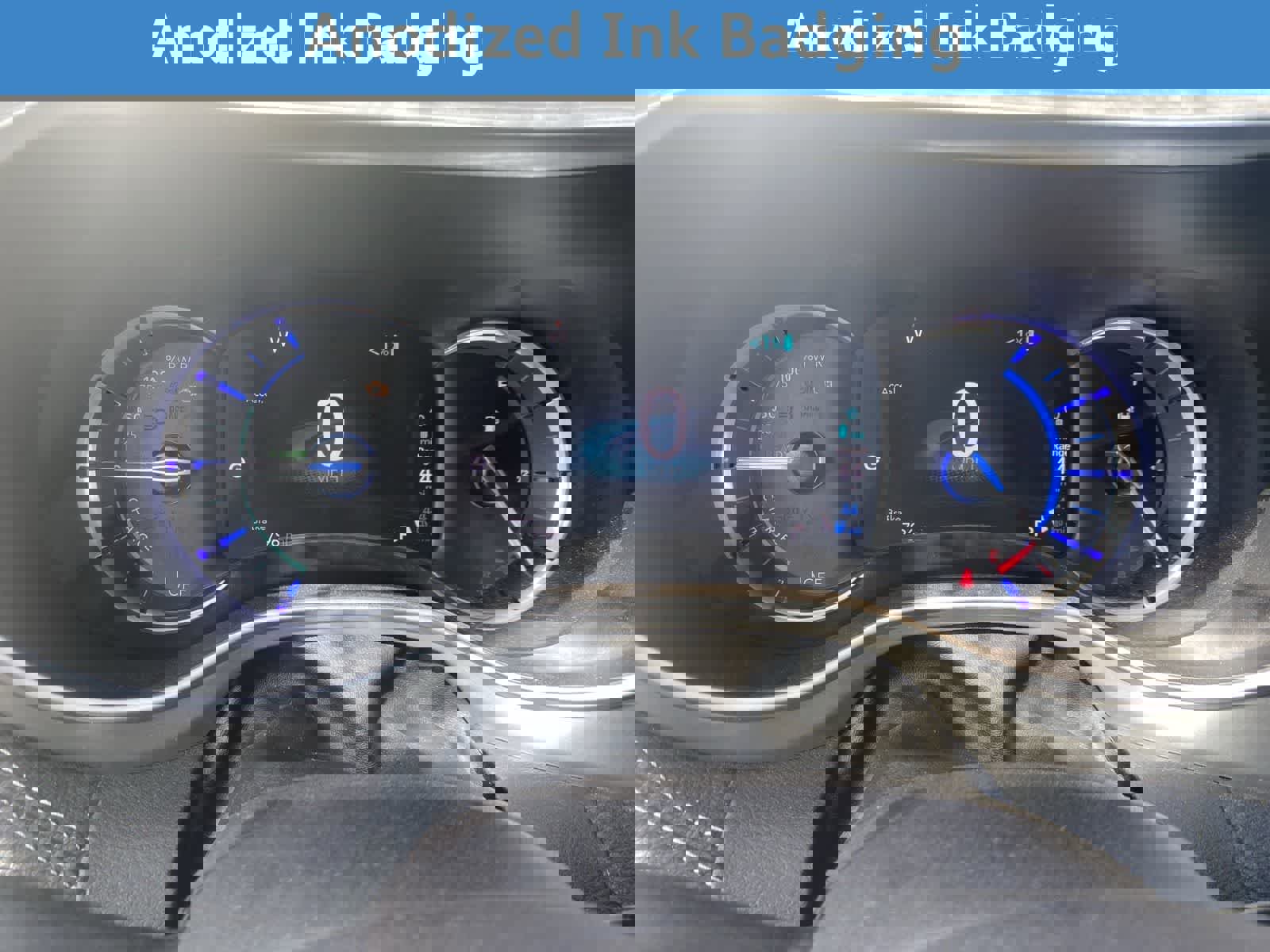 Used 2023 Chrysler Pacifica Limited w/ Uconnect Theater Family Group image 16