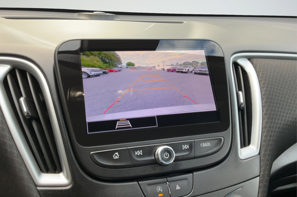 Used 2024 Chevrolet Malibu LT FWD image 17
