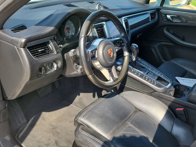 Used 2017 Porsche Macan GTS AWD/4WD image 6