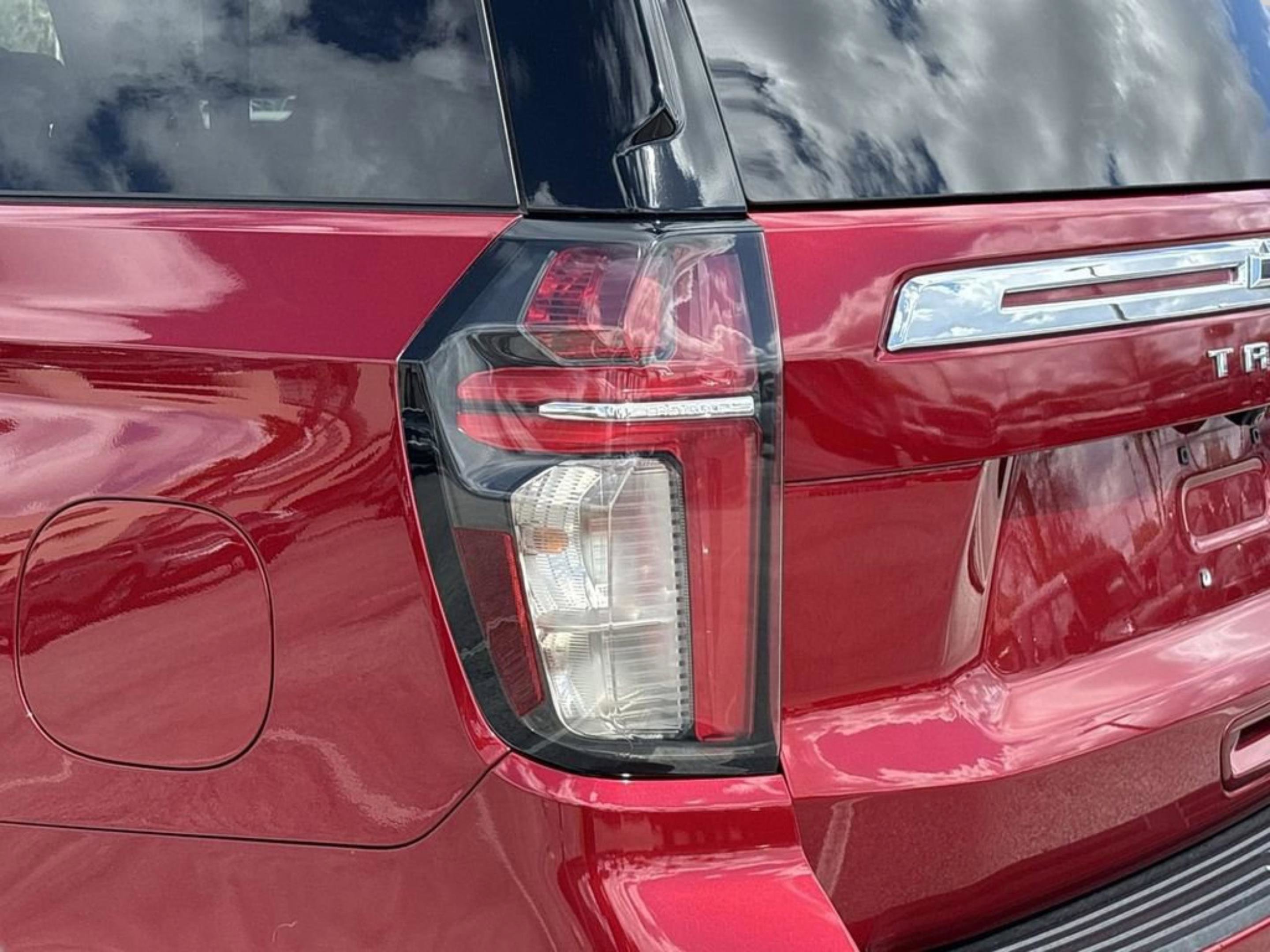 Used 2022 Chevrolet Tahoe Premier AWD/4WD image 35