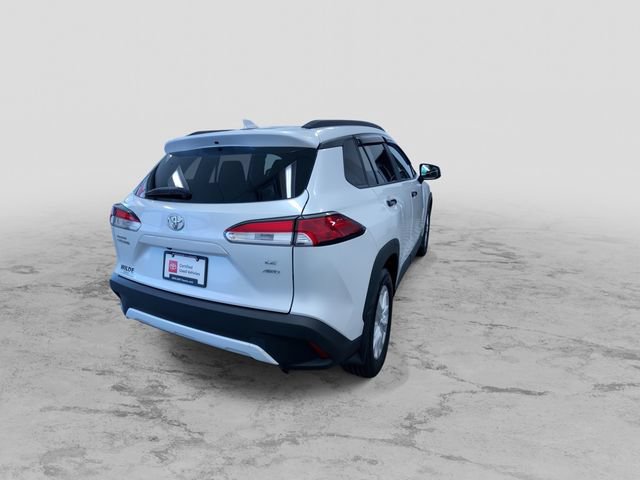 Certified 2023 Toyota Corolla Cross LE AWD/4WD image 9