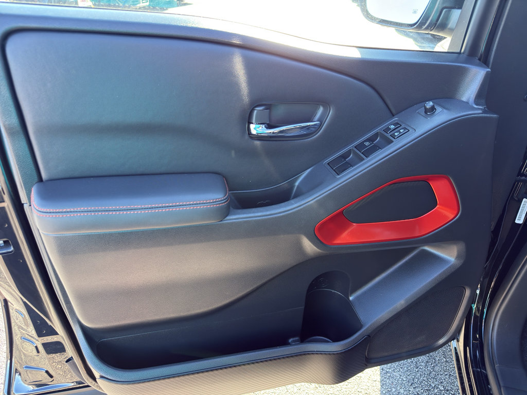 Used 2023 Nissan Frontier PRO-4X w/ Pro Convenience Package AWD/4WD image 13