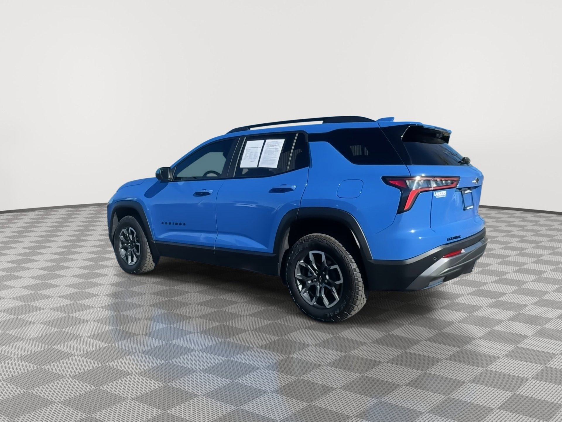 Used 2025 Chevrolet Equinox ACTIV w/ Safety and Technology Package image 7