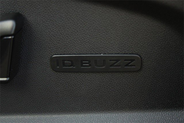 New 2025 Volkswagen ID. Buzz Pro S image 45