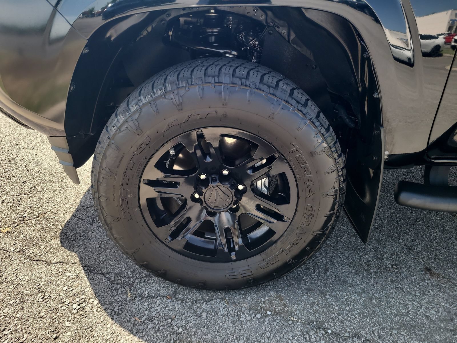 Used 2022 Toyota Tacoma SR AWD/4WD image 9