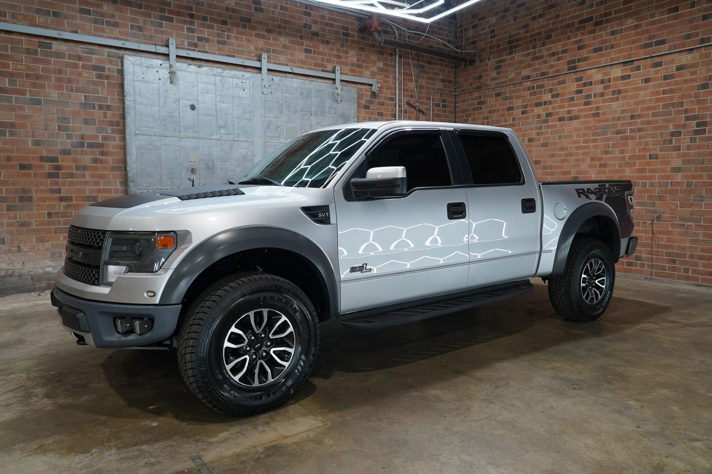 Used 2014 Ford F150 Raptor w/ Equipment Group 801A Luxury image 8