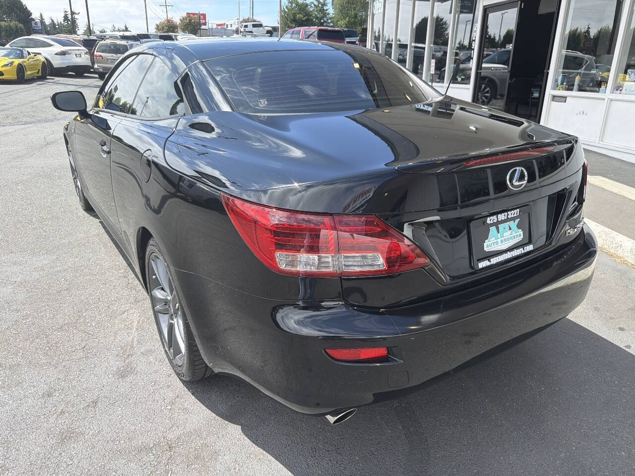 Used 2013 Lexus IS 250C RWD image 4