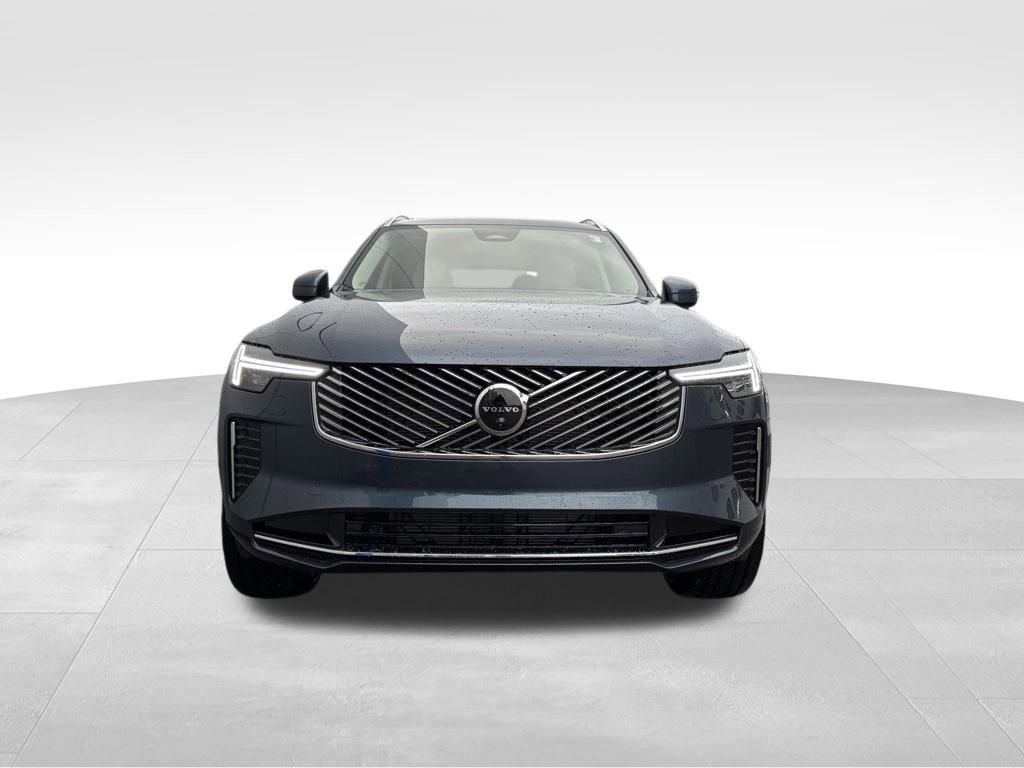 New 2026 Volvo XC90 B6 Ultra w/ Protection Package AWD/4WD image 8