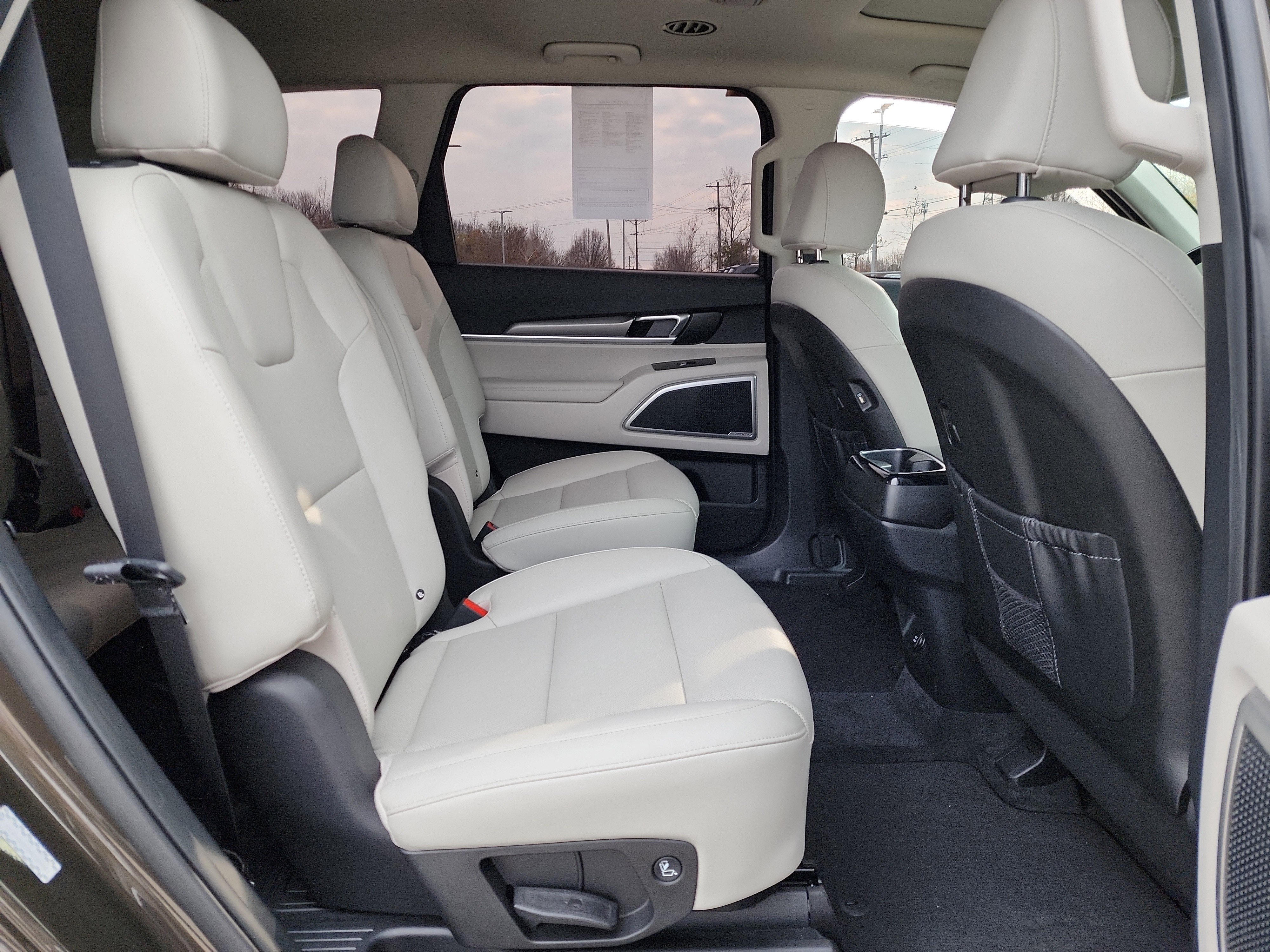 Used 2021 Kia Telluride S image 16