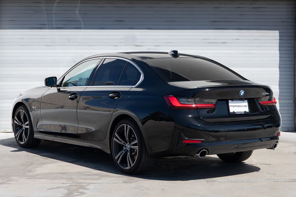 Used 2022 BMW 330e w/ Premium Package image 6