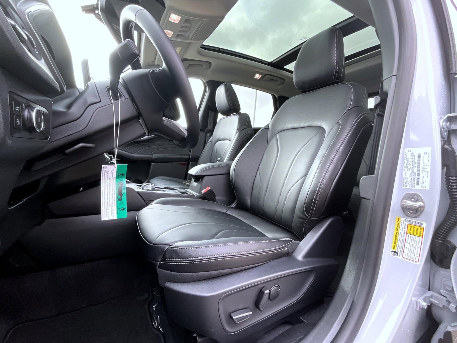 New 2026 Ford Escape SE w/ PHEV Premium Package image 10