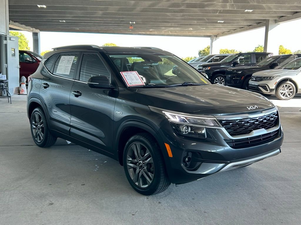 Used 2022 Kia Seltos S image 3