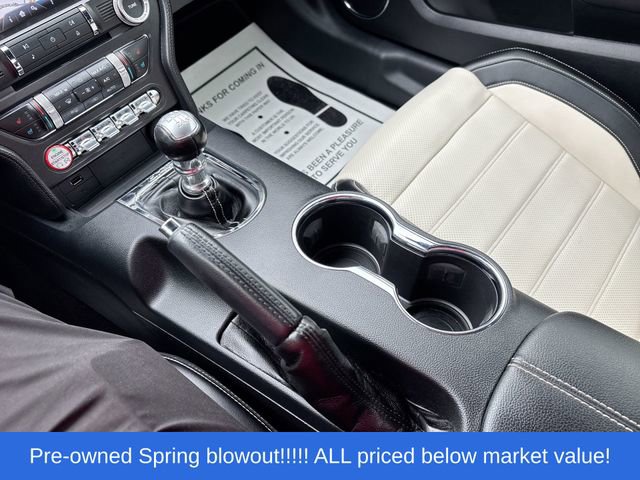 Used 2015 Ford Mustang 50 Years RWD image 27