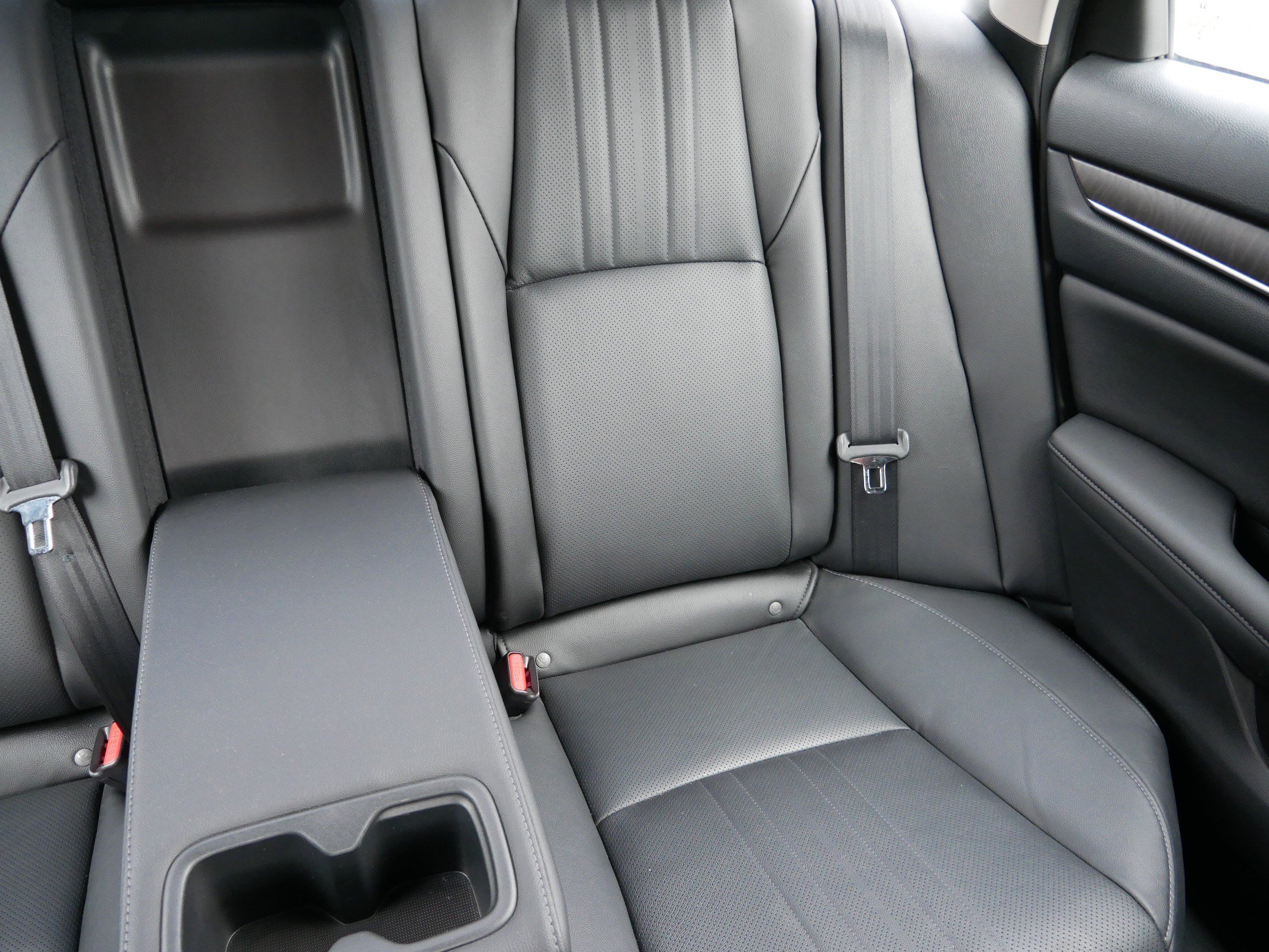 Used 2021 Honda Accord Touring image 12