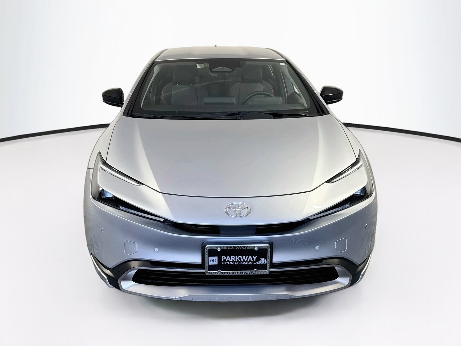 Used 2023 Toyota Prius Prime FWD image 2