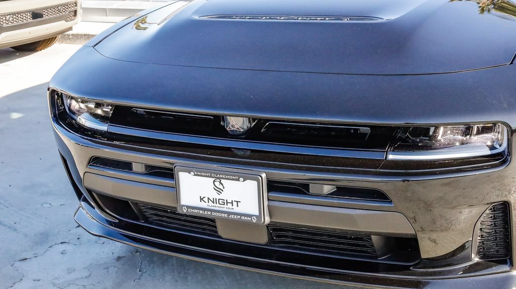 New 2026 Dodge Charger R/T w/ Blacktop Package AWD/4WD image 6