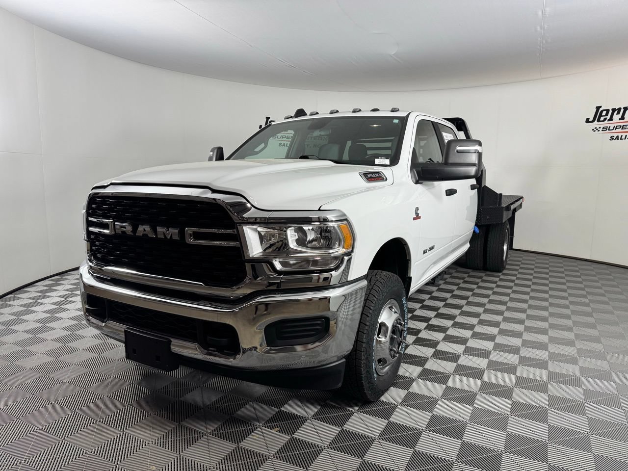 Used 2024 RAM 3500 SLT w/ Quick Order Package 2YG SLT AWD/4WD video 1