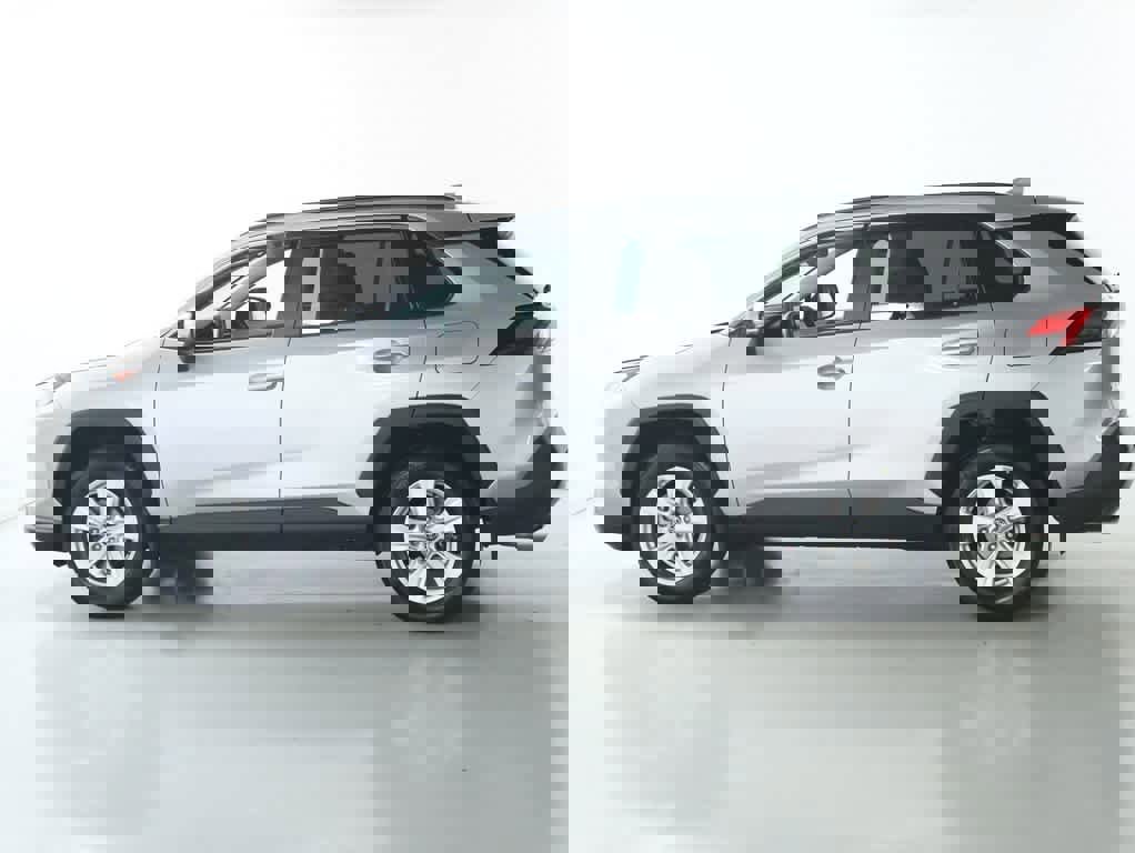 Certified 2020 Toyota RAV4 XLE image 38